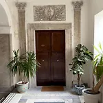 فندق مبيت وإفطار Palazzo Carafa Santangelo نابولي