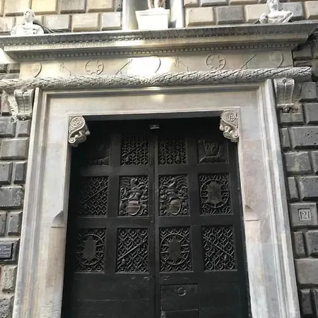 Palazzo Carafa Santangelo Napoli